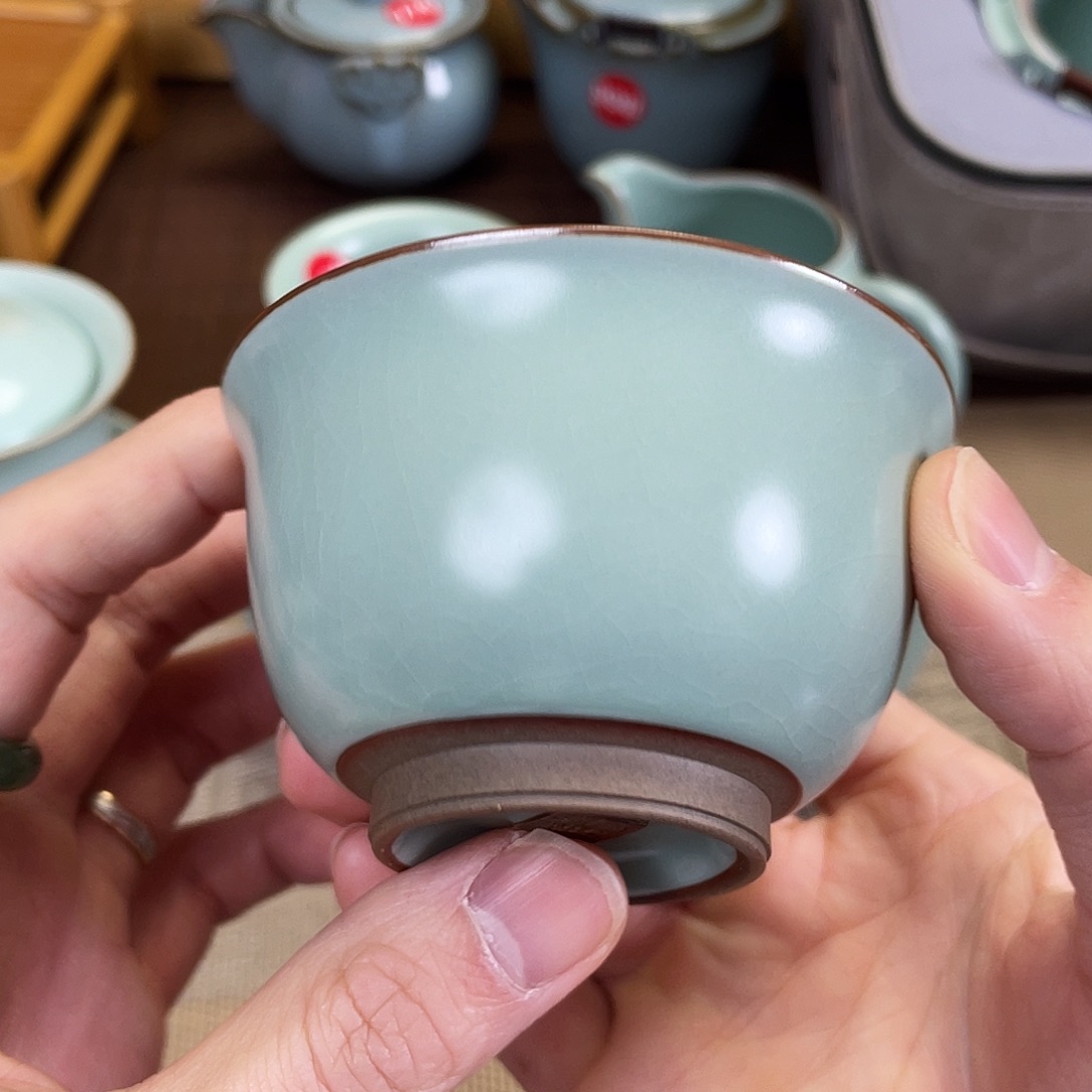 瓷片。。。。。。。。。。。。。。。。