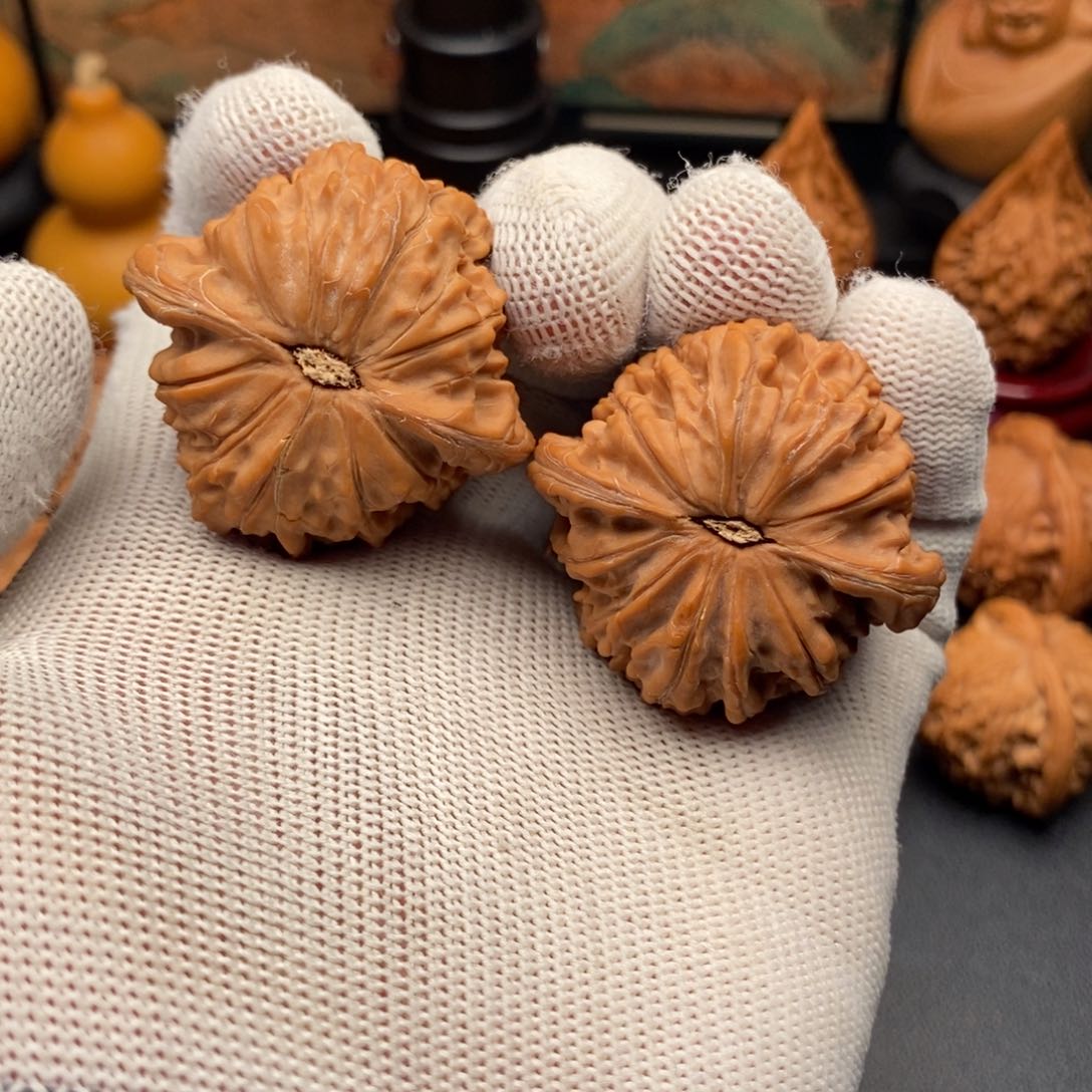 文玩核桃吊坠O*柒磨盘42