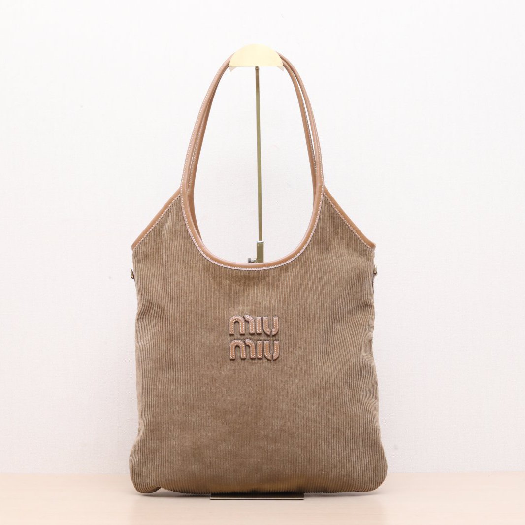 95新 MIU MIU/缪缪 小花黑黑 驼色 绒面 皮扣 IVY Tote托特包35 