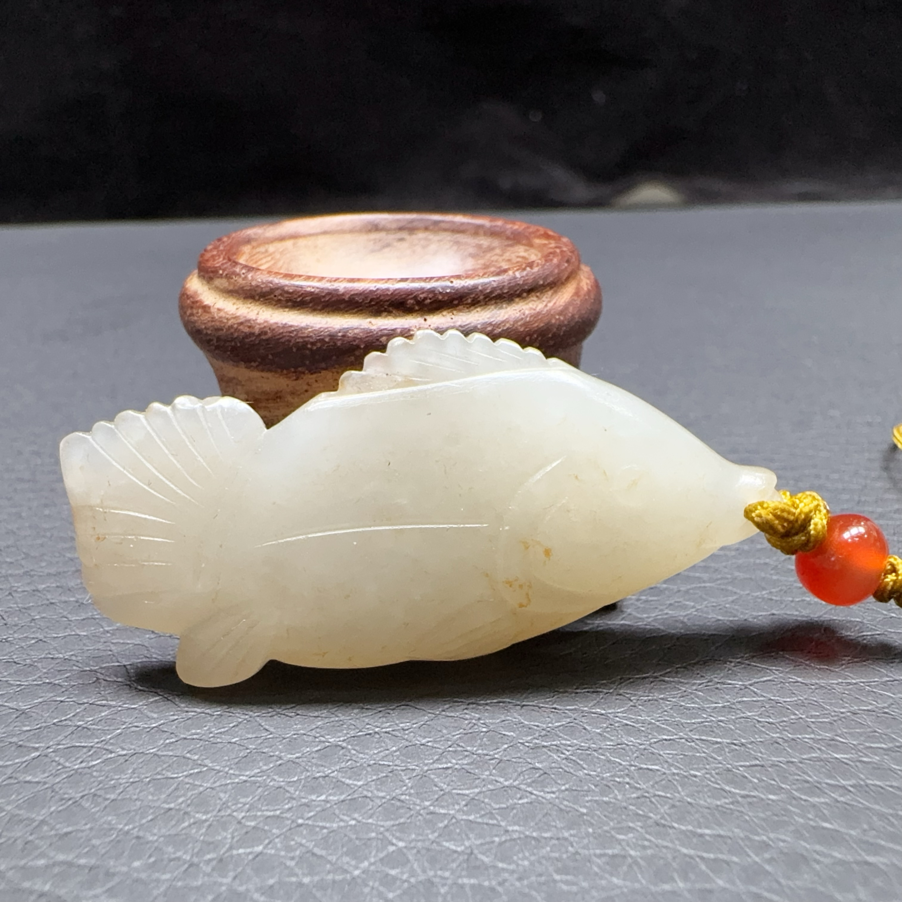 【伟伟鉴定】老和田玉 鱼 挂件45/21/7 古玉收藏