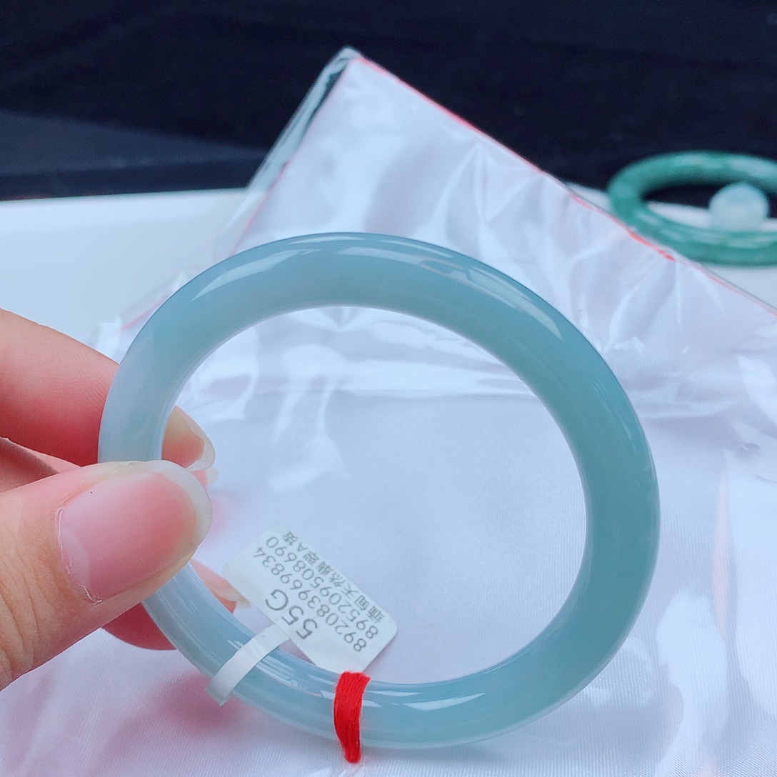 翡翠手镯未镶嵌天然缅甸翡翠A货手镯 