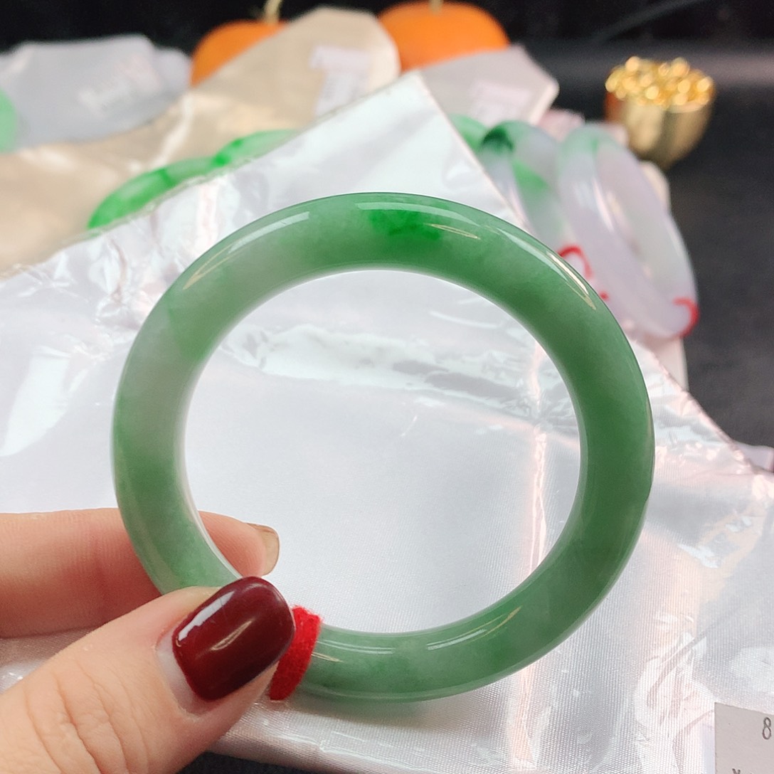 翡翠手镯未镶嵌圆条882255