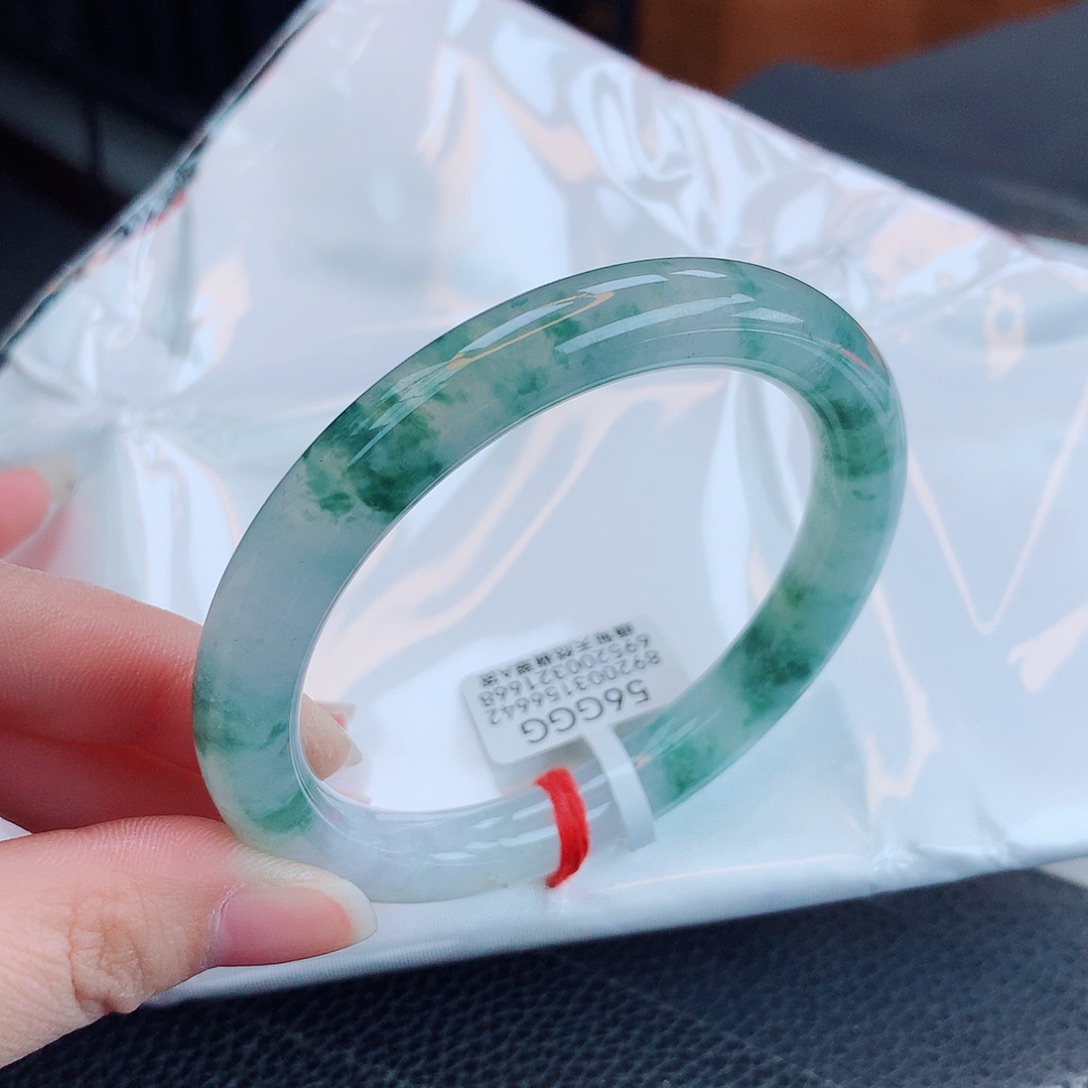 翡翠手镯未镶嵌缅甸天然翡翠a货