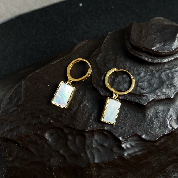 925银耳饰 白贝方牌高级感批花耳扣吊白贝耳环05210882