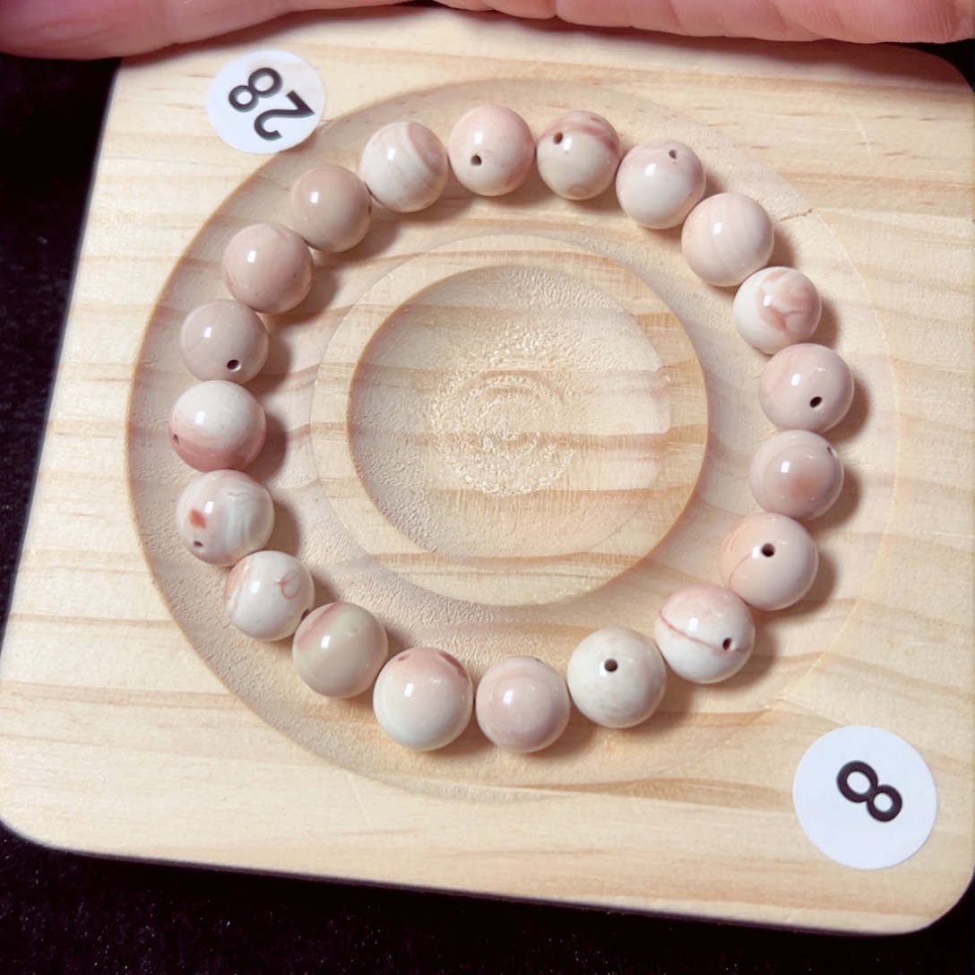 石英质玉手链未镶嵌?**恼30