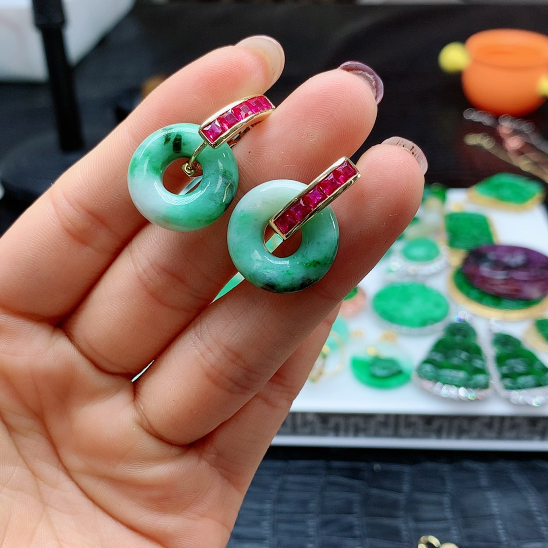 【闪购商品】翡翠耳饰未镶嵌，