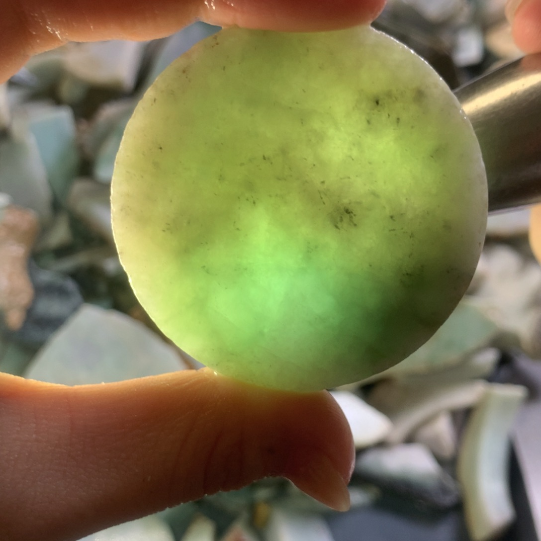 翡翠颈饰未镶嵌缅甸翡翠