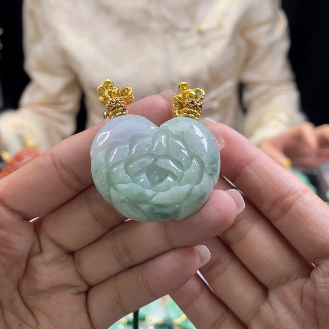 翡翠颈饰未镶嵌代编织