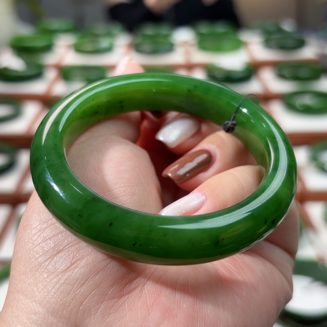 未镶嵌手镯和田玉57