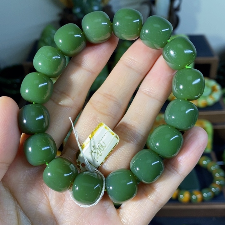 套链未镶嵌和田玉长***鹿