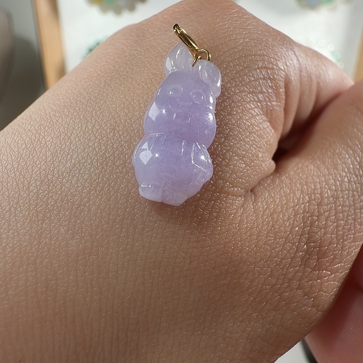 蹦***爪翡翠18K金镶嵌颈饰