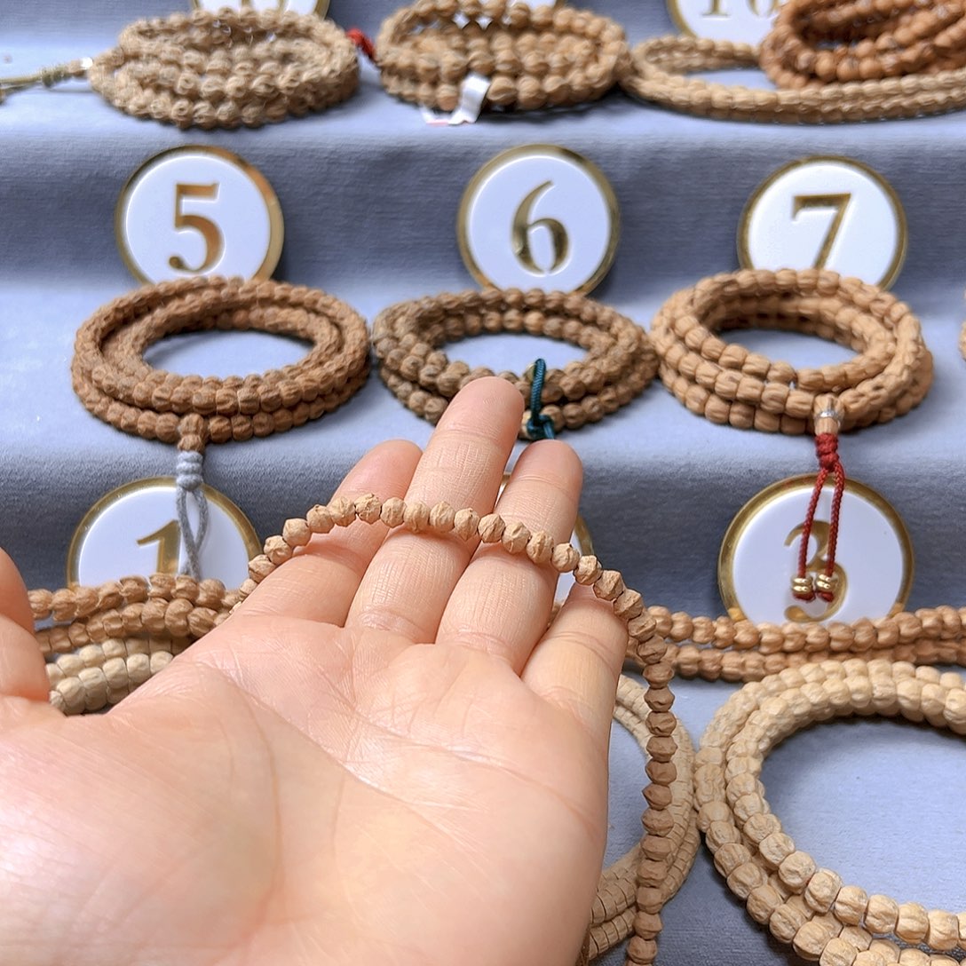 柏香籽/百香籽手串秋*