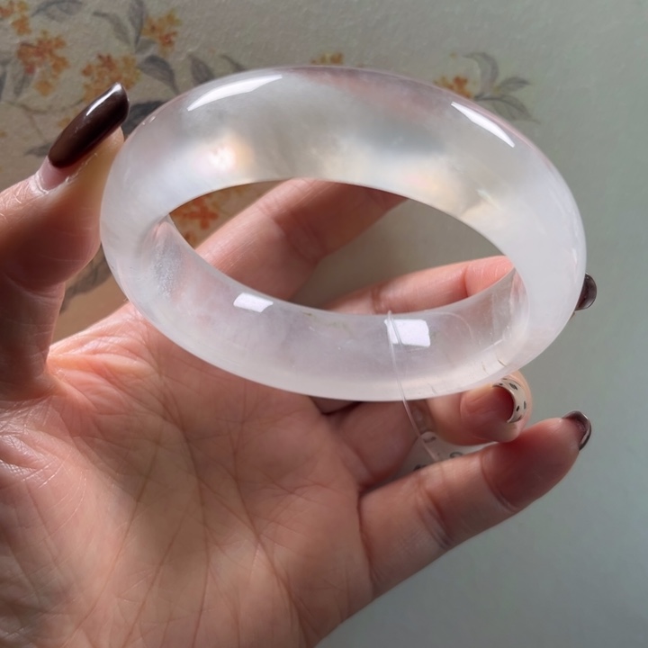 石英质玉未镶嵌手镯54-55福利不退换