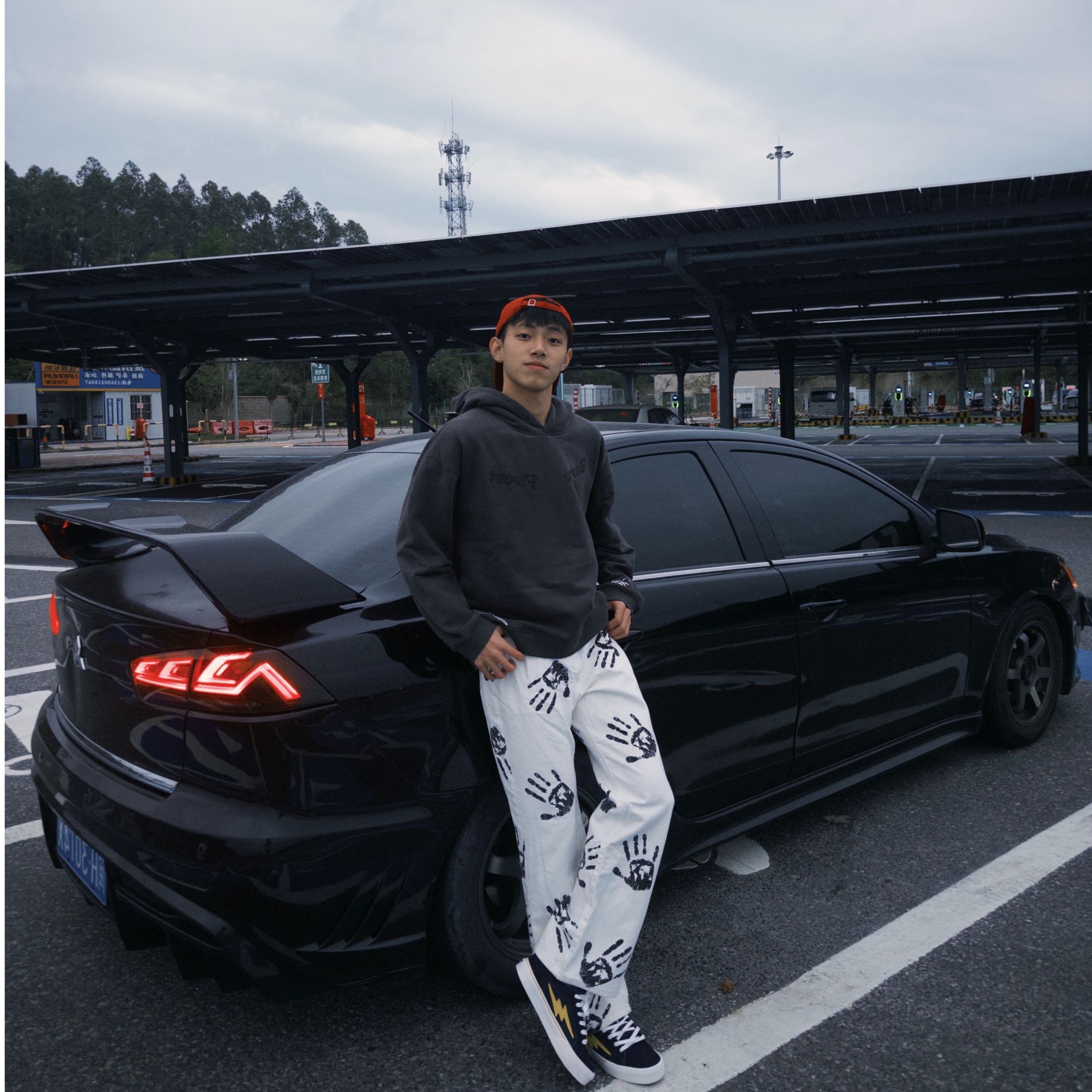 Fivest新款秋冬季字母连帽刺绣卫衣套头衫长袖套头带帽高级感男装