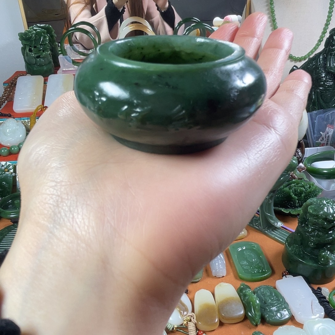 和田玉（碧玉）未镶嵌摆件