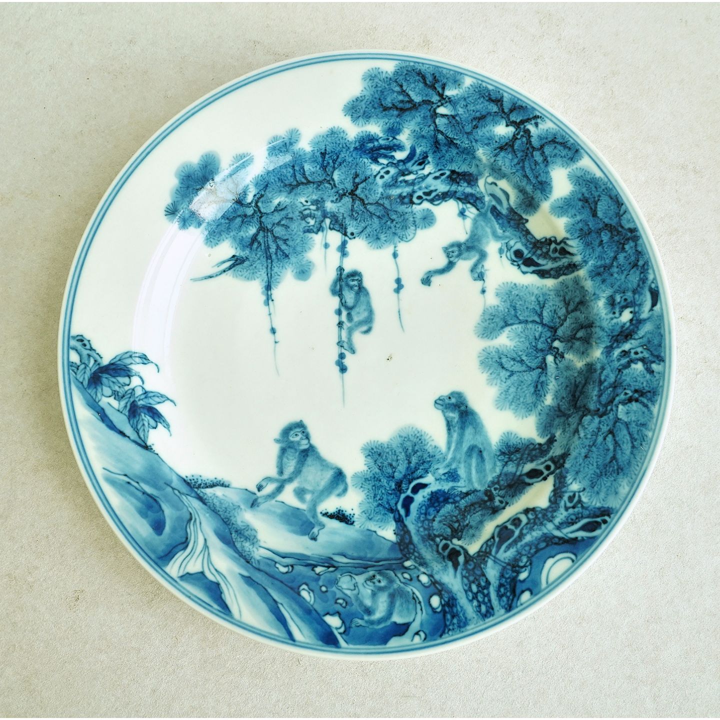 文华藏珍第383期拍品 5 民国 青花松猿猴图纹盘