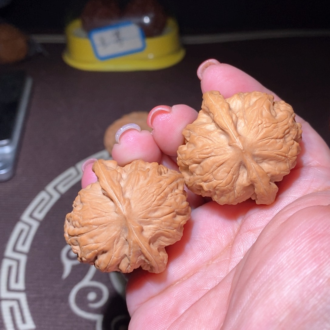 文玩核桃把件野狼