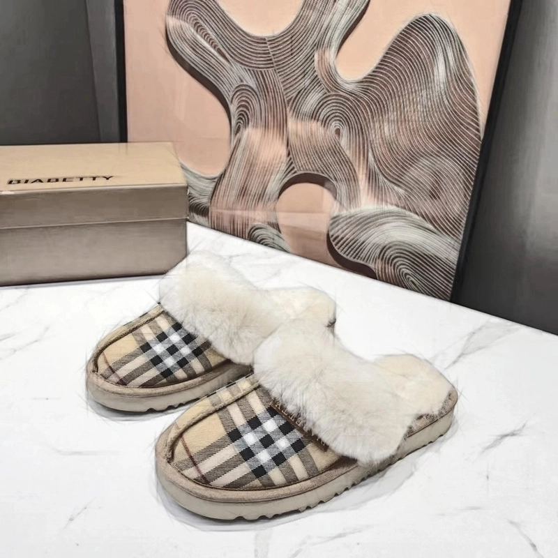 冬季亲肤柔软羊毛拖鞋