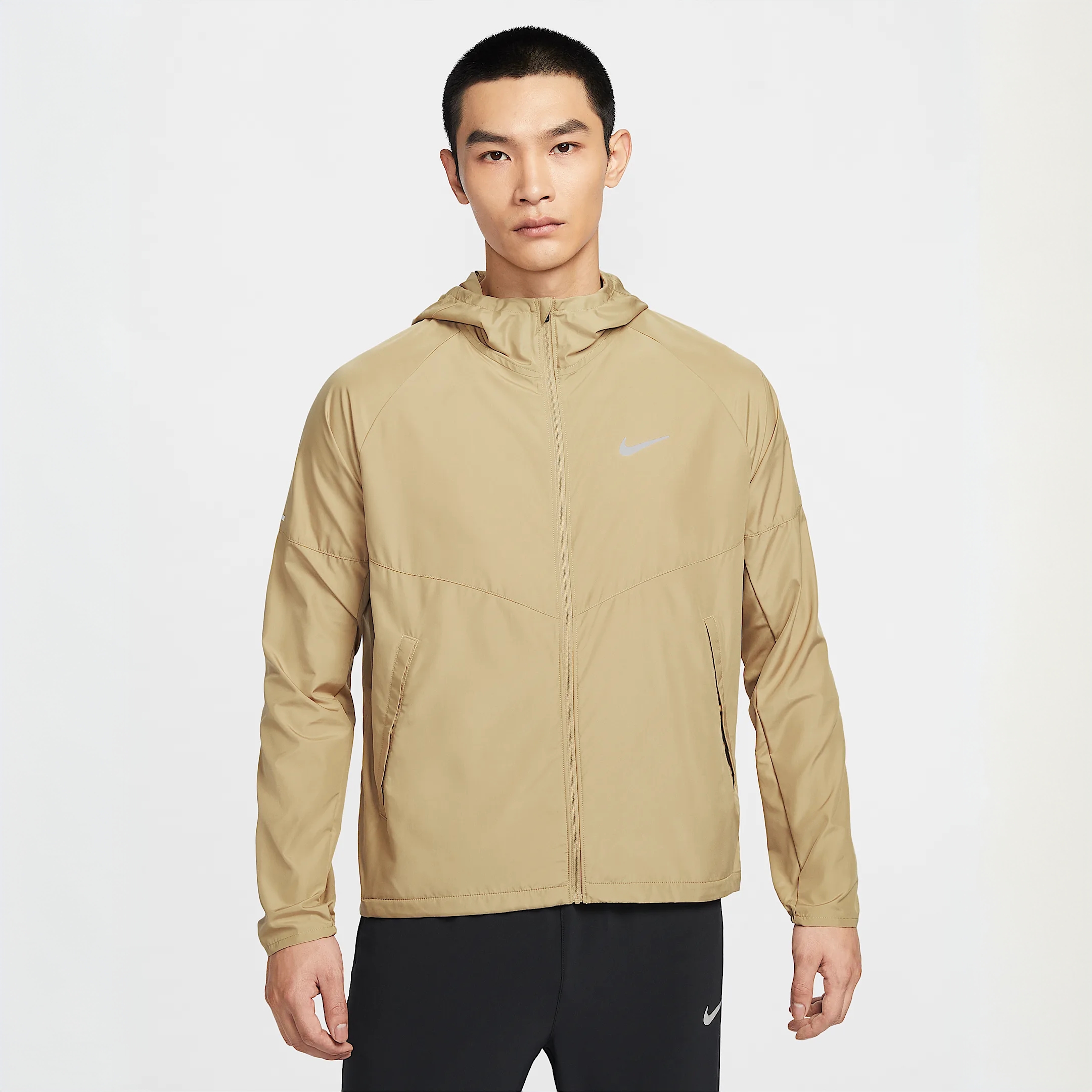 NIKE/耐克男子连帽防风拒水梭织夹克休闲健身运动外套DD4747297