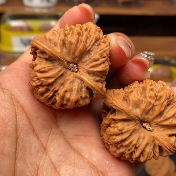 文玩核桃吊坠煜**粑39全品南疆石