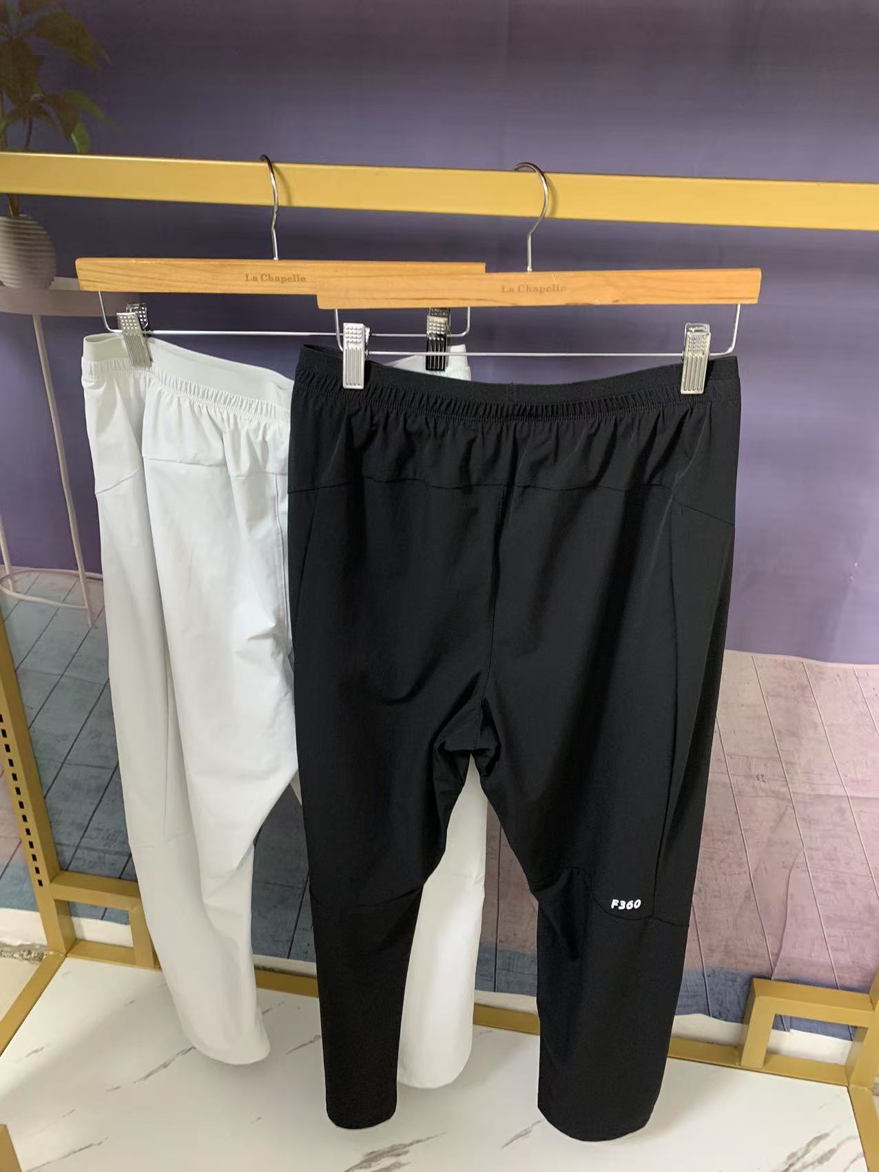 D女款速干休闲裤黑浅灰