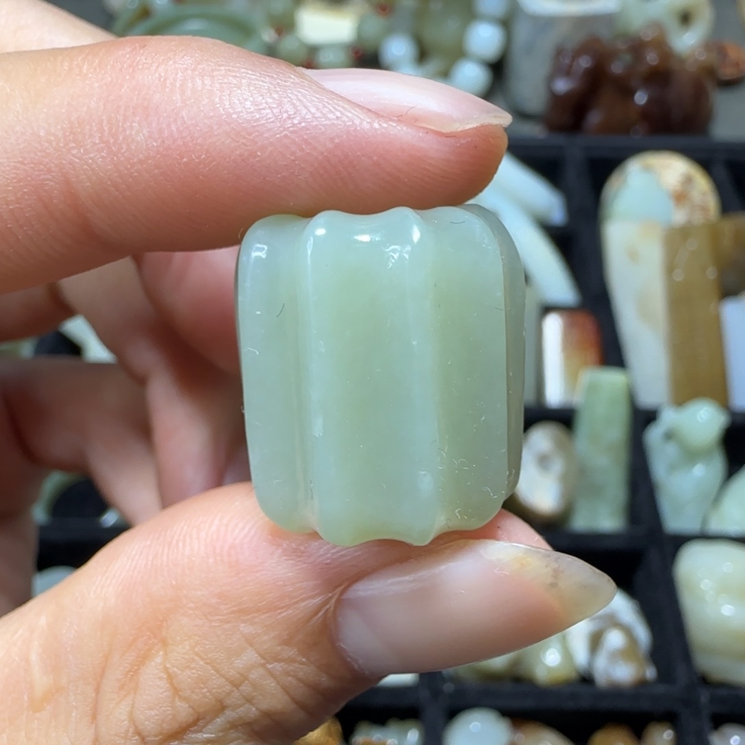 颈饰未镶嵌和田玉（糖玉）开播福利感谢支持
