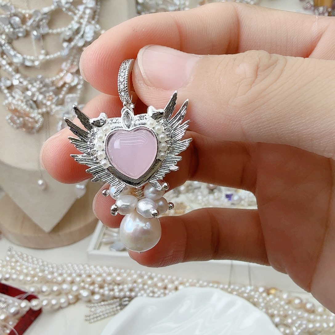 未镶嵌颈饰淡水珍珠