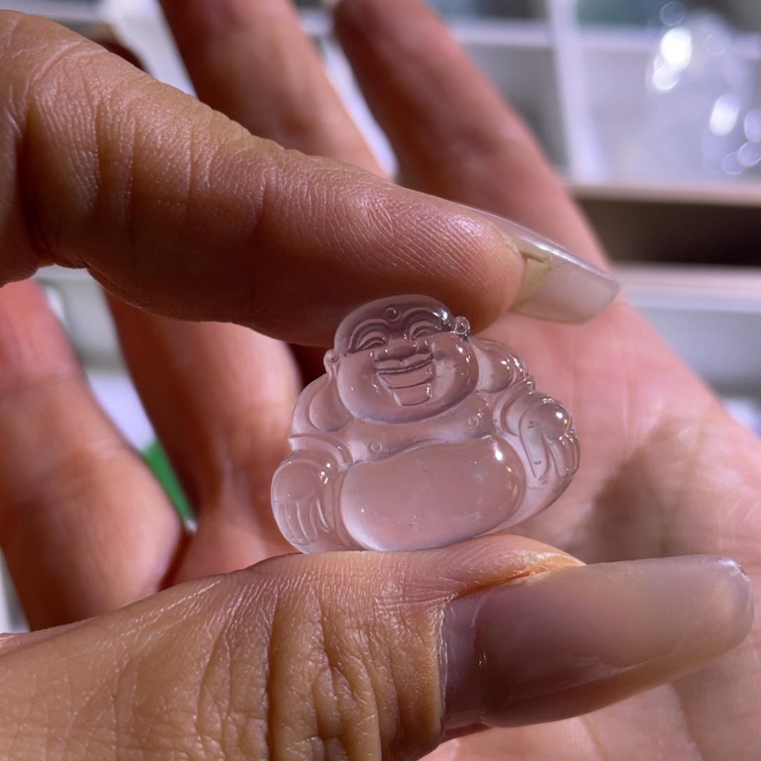 翡翠颈饰未镶嵌佛公