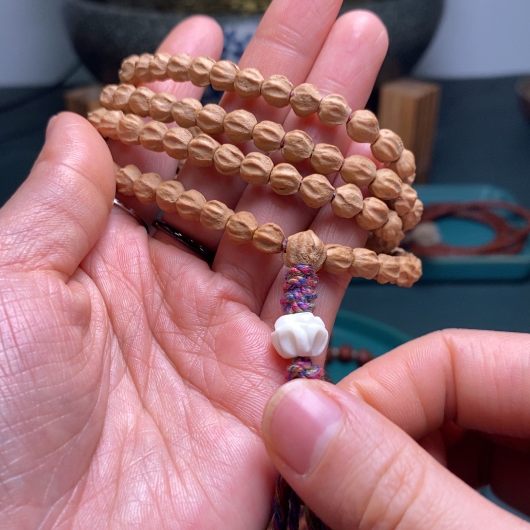 吊坠柏香籽/百香籽268.8莲花