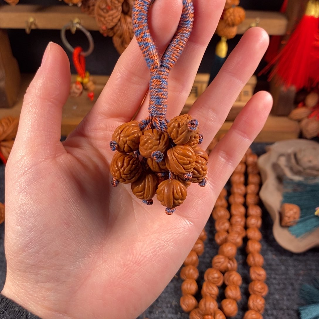 吊坠桃核桃枭挂件