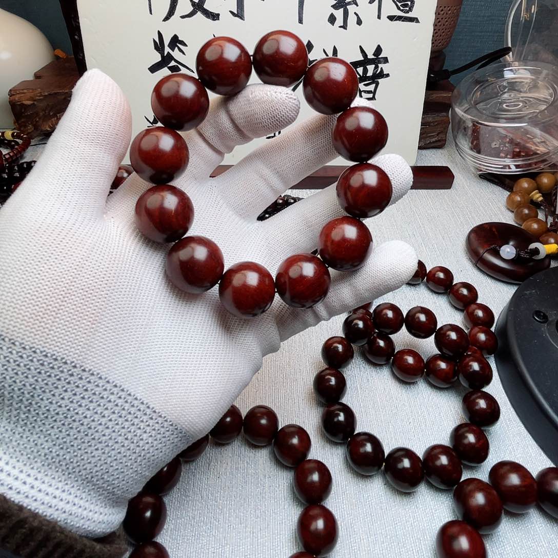 檀香紫檀（小叶紫檀）喷*娃