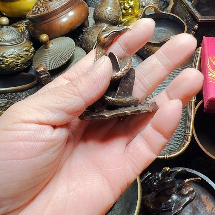 铜器摆件收收藏藏