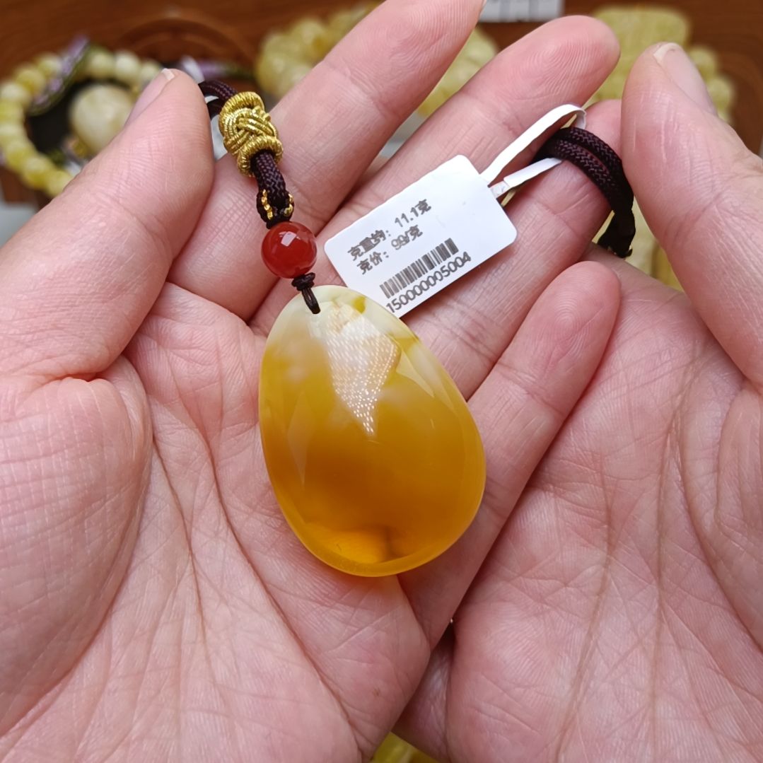 蜜蜡裸石未镶嵌水滴