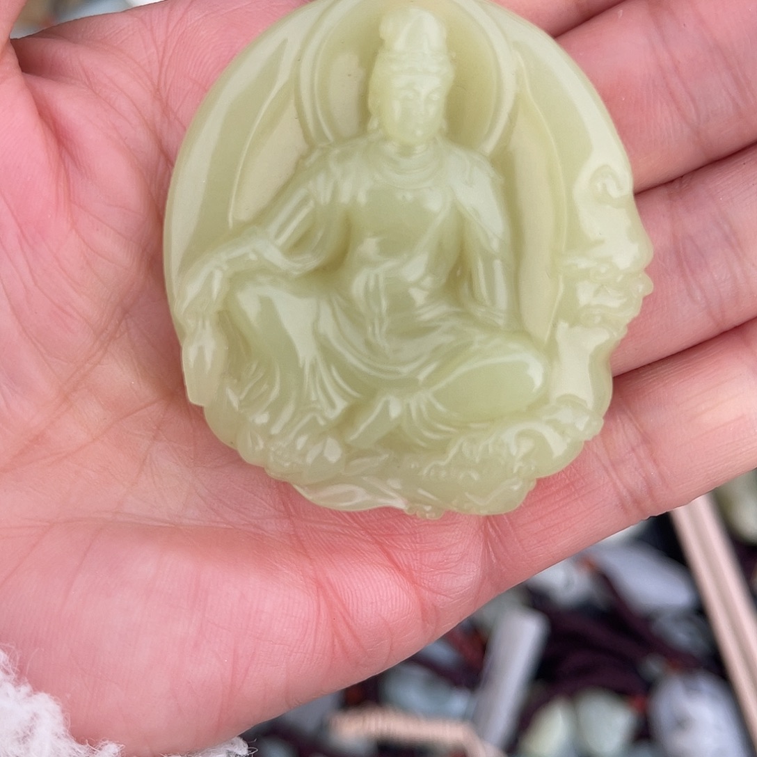 和田玉（黄玉）未镶嵌颈饰