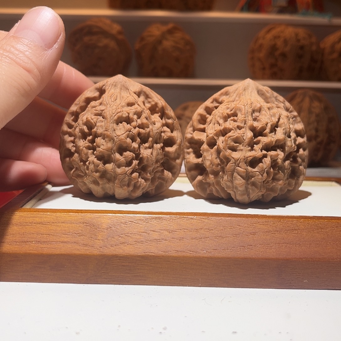 48大官帽，周正饱满……