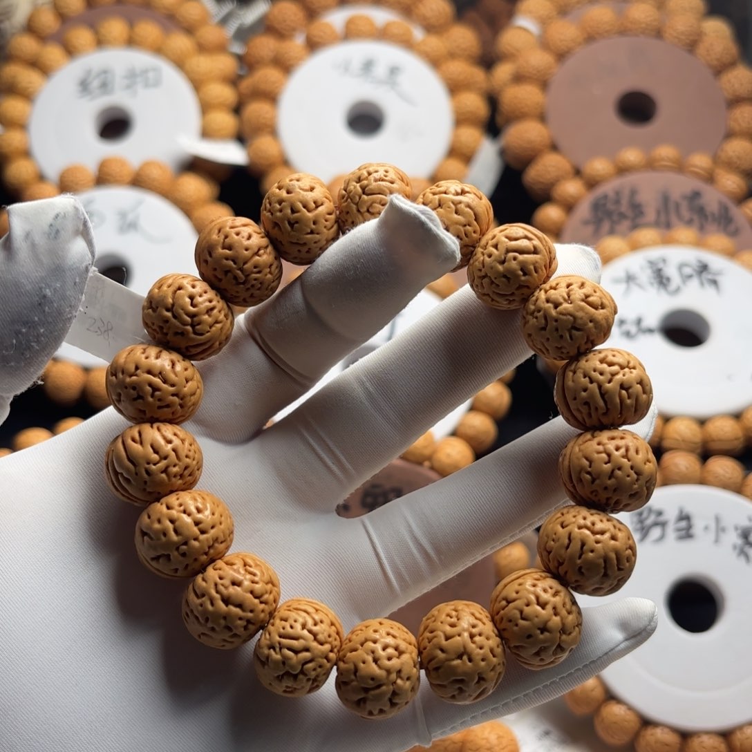 广***生菩提籽类肌肉一道筋桃核手串