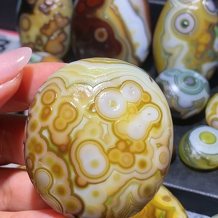 玛瑙/玉髓未镶嵌珠宝奇石98