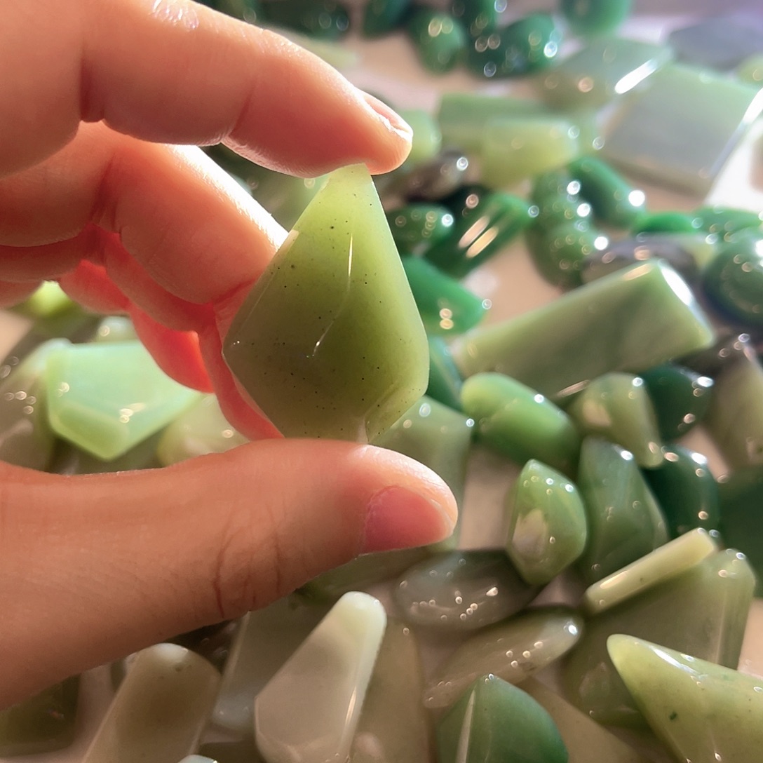 密玉（石英质玉）未镶嵌颈饰