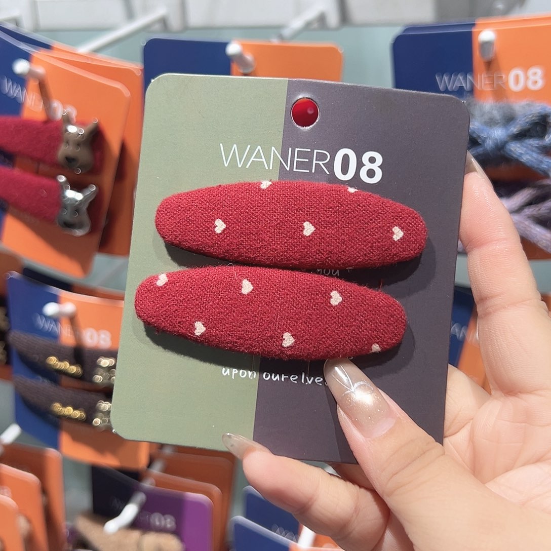 非金属红色爱心椭圆掰掰