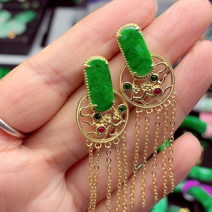 翡翠颈饰银S925镶嵌翡翠