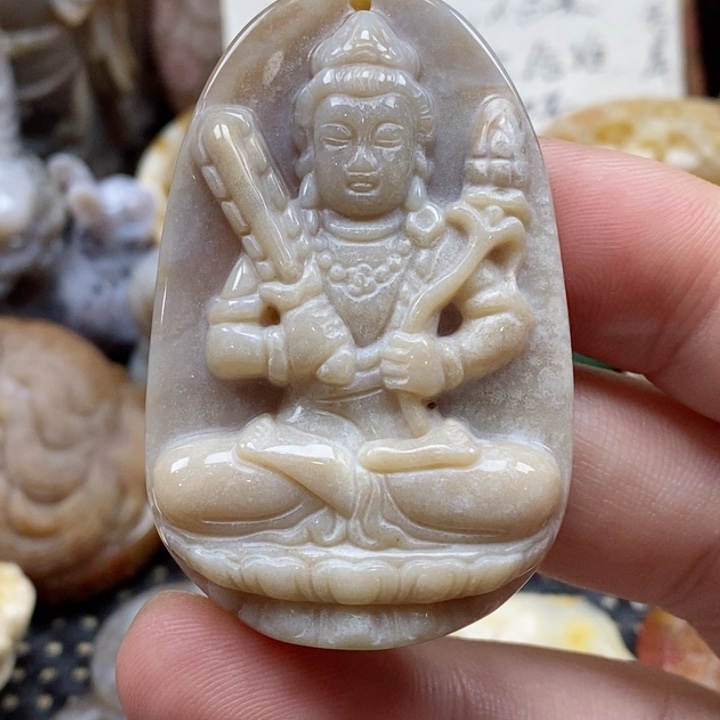 硅化珊瑚（珊瑚玉）颈饰未镶嵌