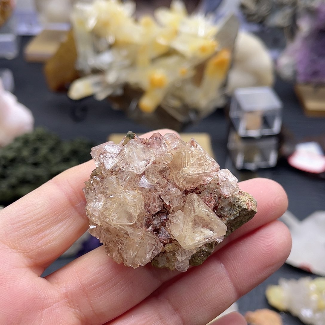 10坦桑石（处理）不****名