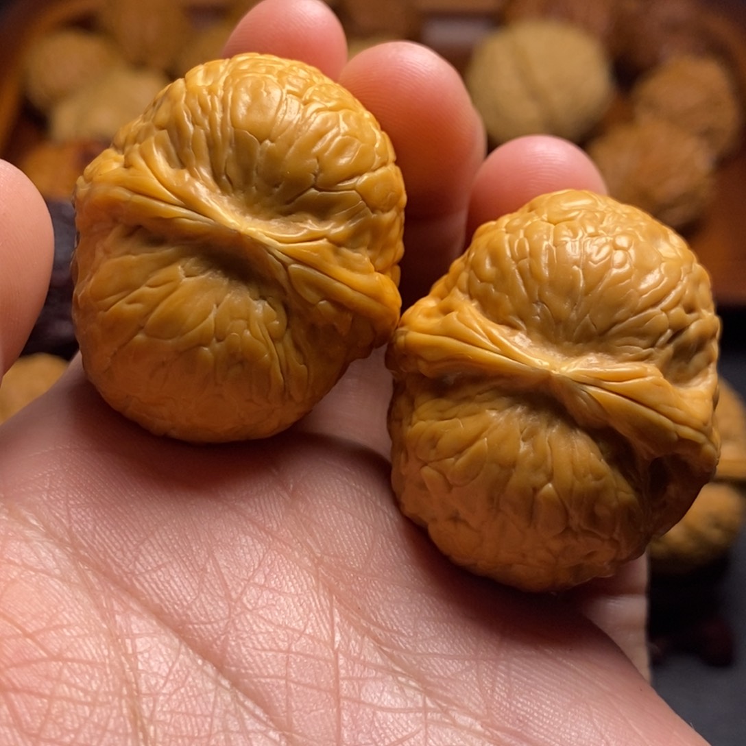 文玩核桃把件怀*37尺至尊龙珠