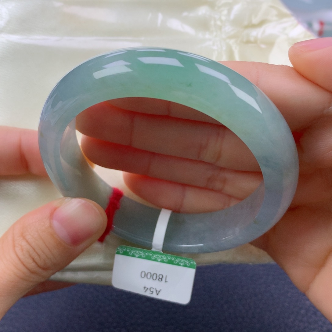 翡翠手镯未镶嵌54.8正