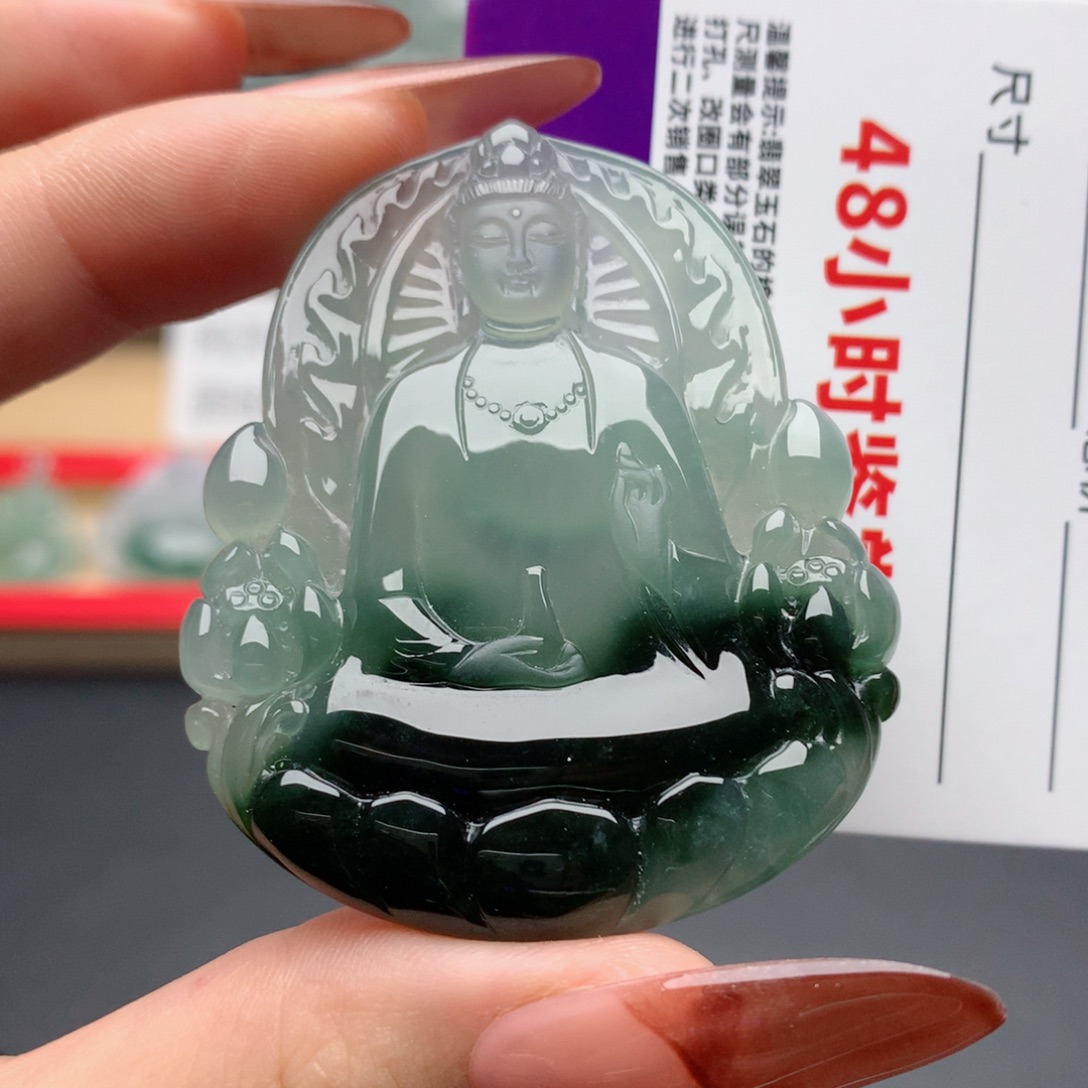 。***颈饰未镶嵌翡翠素衣观音