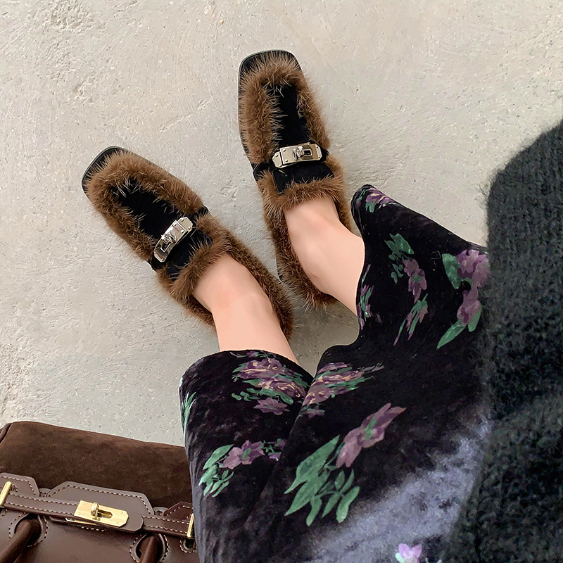 DJ时尚女鞋-A2178黑色水貂毛