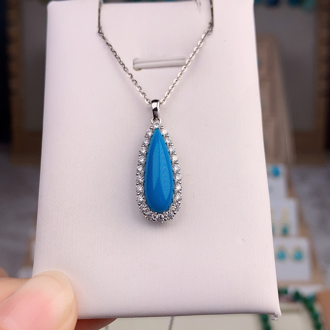 绿松石戒指18K金镶嵌