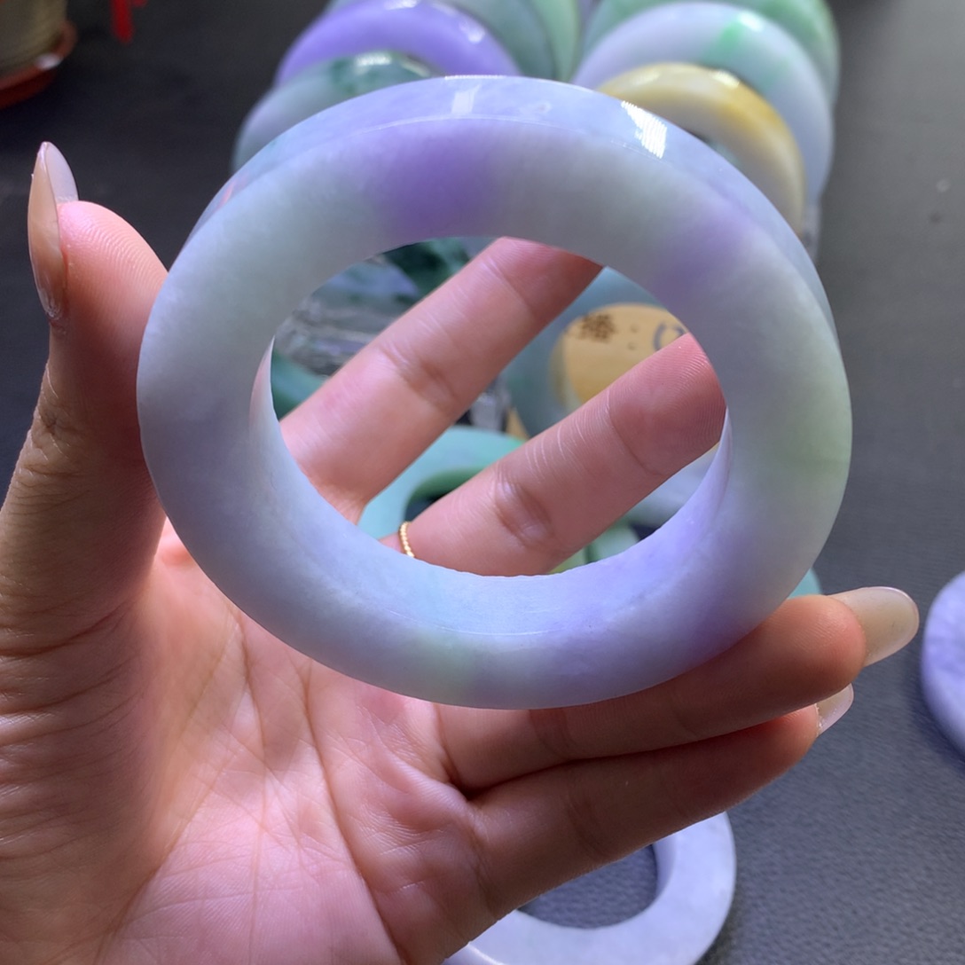 未镶嵌翡翠定制翡翠灵***?