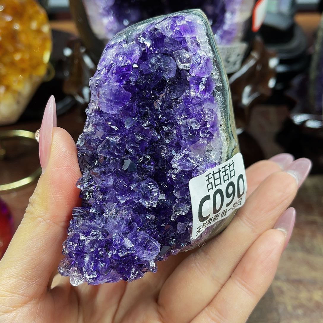 水晶大型摆件未镶嵌