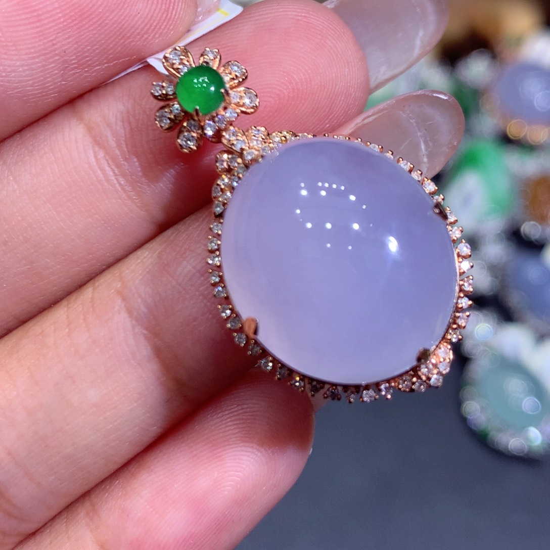 翡翠吊坠(赠链)18K金镶嵌